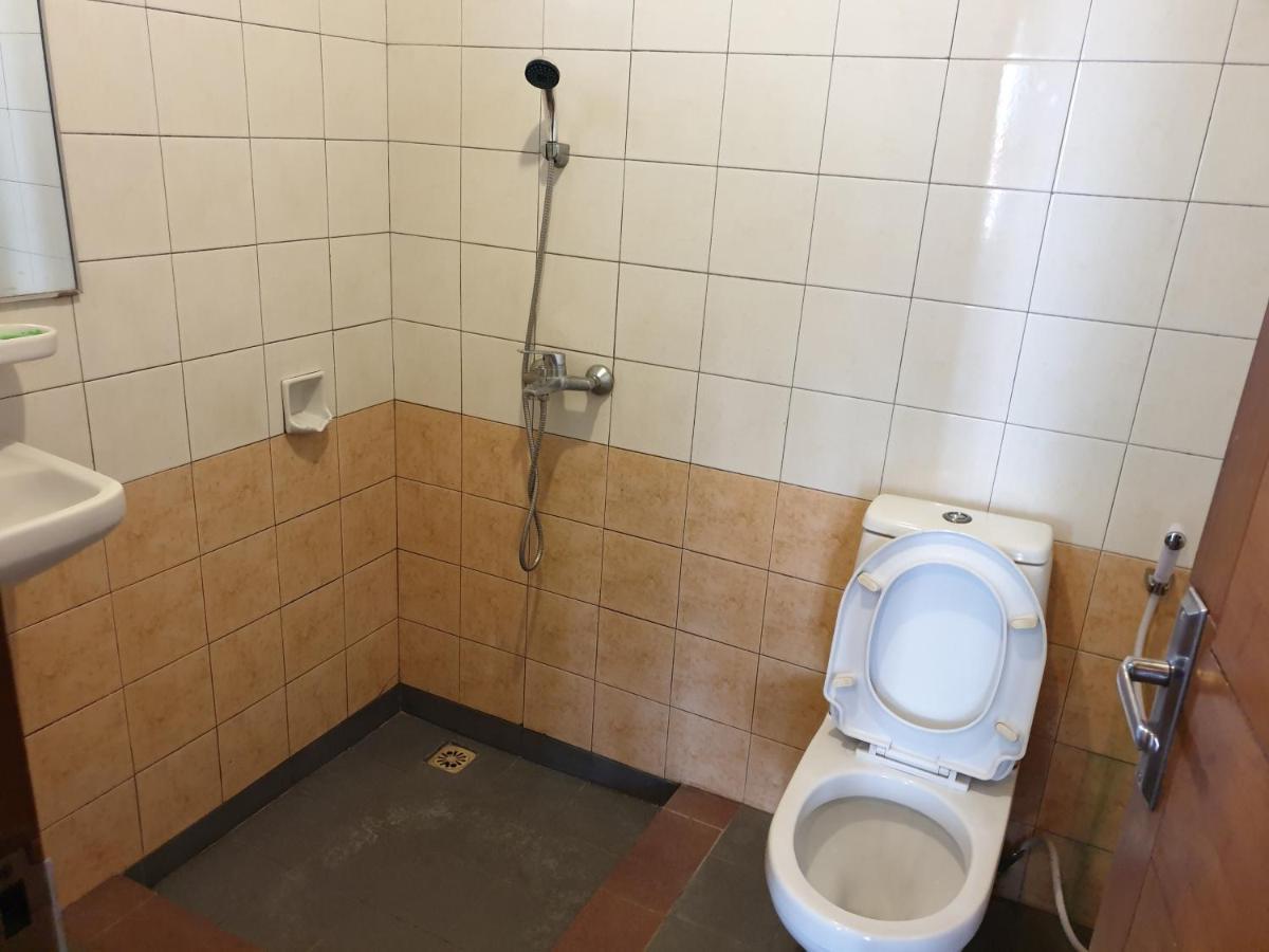Yehezkiel Hotel Lembang Mitra Reddoorz Luaran gambar