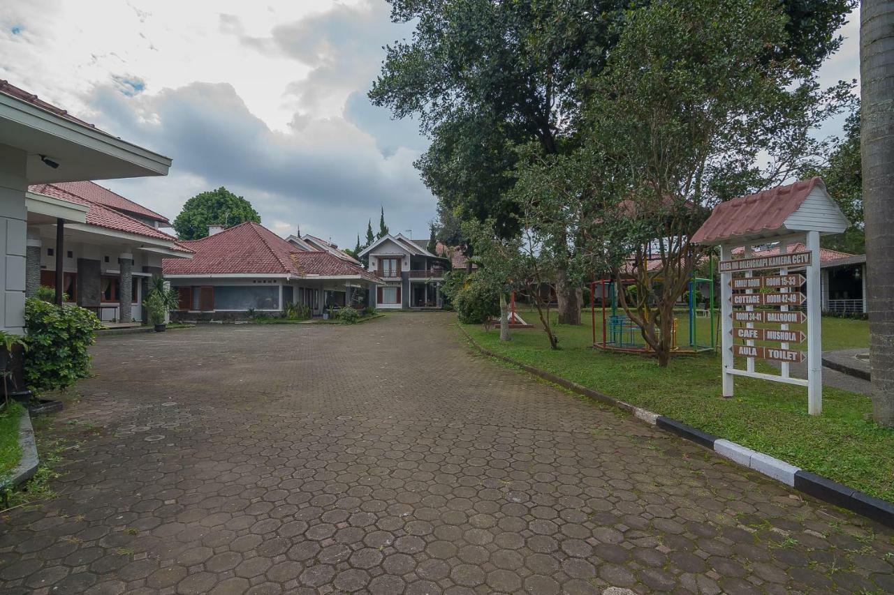 Yehezkiel Hotel Lembang Mitra Reddoorz Luaran gambar